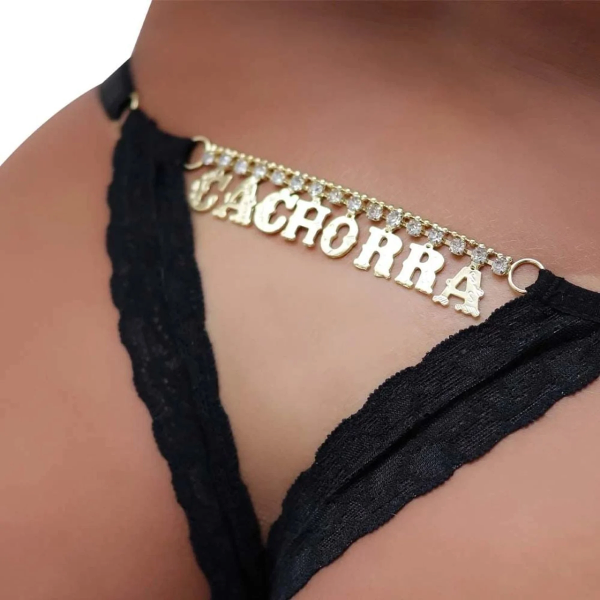 Calcinha em Renda Personalizada com Frase em Strass - Tallyta Moda frase: cachorra - calcinha Preta